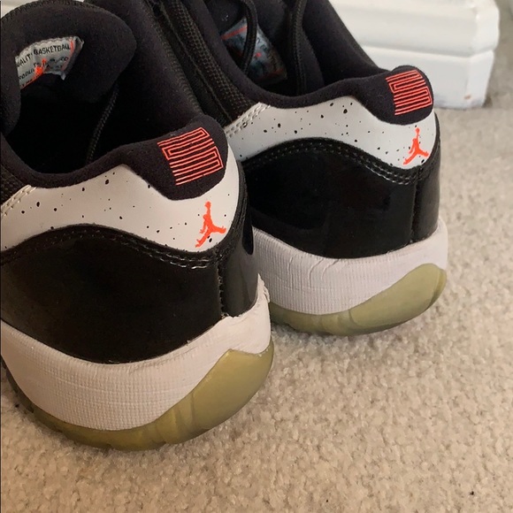 Jordan 11 Retro Low Infrared - Picture 7 of 7